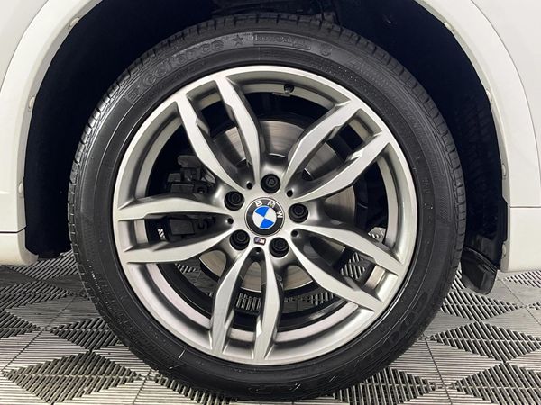 2017-BMW-X3-xDrive20d-M-Sport-Auto image:5