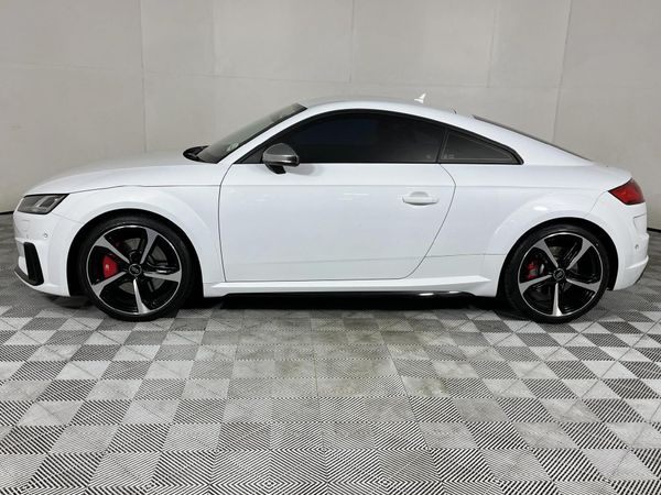 2021-Audi-TT-S-Coupe-quattro-Auto-228kW image:17