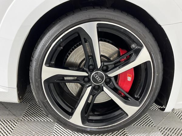 2021-Audi-TT-S-Coupe-quattro-Auto-228kW image:4