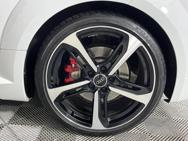 2021-Audi-TT-S-Coupe-quattro-Auto-228kW image:5