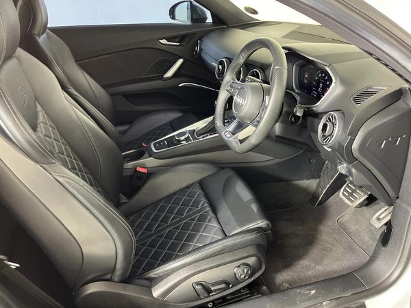 2021-Audi-TT-S-Coupe-quattro-Auto-228kW image:8