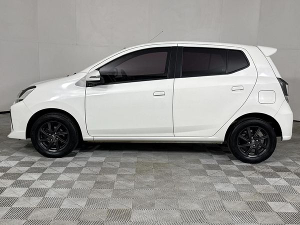 2021-Toyota-Agya-10-Auto image:17