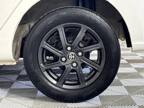 2021-Toyota-Agya-10-Auto image:6