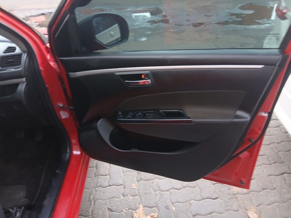 2018-Suzuki-Swift-12-GL image:15