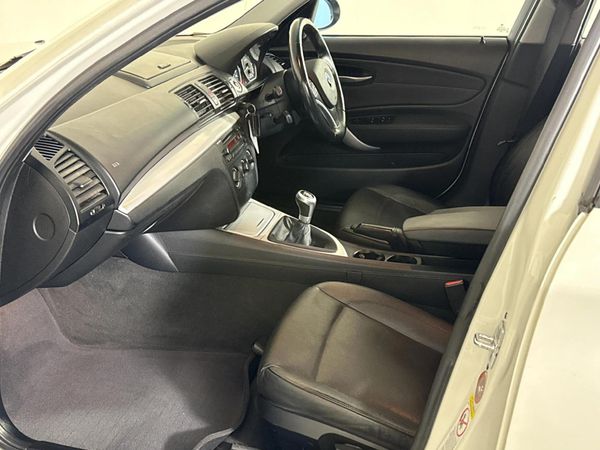 2008-BMW-1-Series-120i-5-dr image:8
