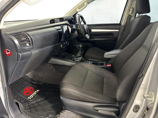 2018-Toyota-Hilux-24-GD-6-Raised-Body-SRX-Double-Cab image:7