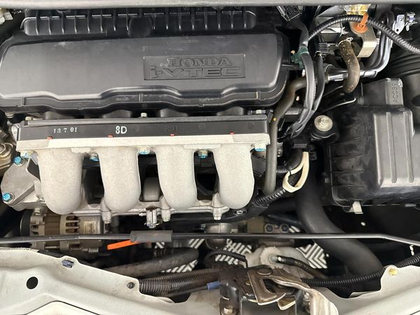 2014-Honda-Jazz-15-Elegance image:12