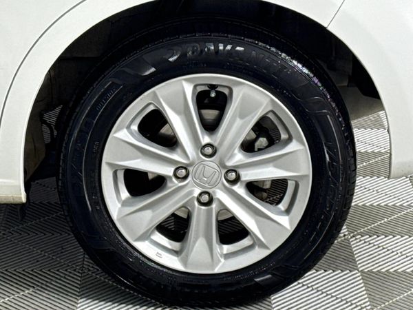 2014-Honda-Jazz-15-Elegance image:6