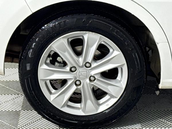 2014-Honda-Jazz-15-Elegance image:7