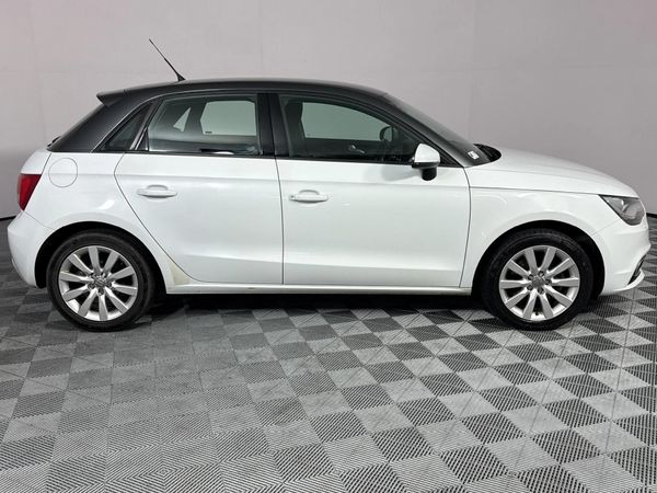 2013-Audi-A1-Sportback-16-TDI-Ambition image:17