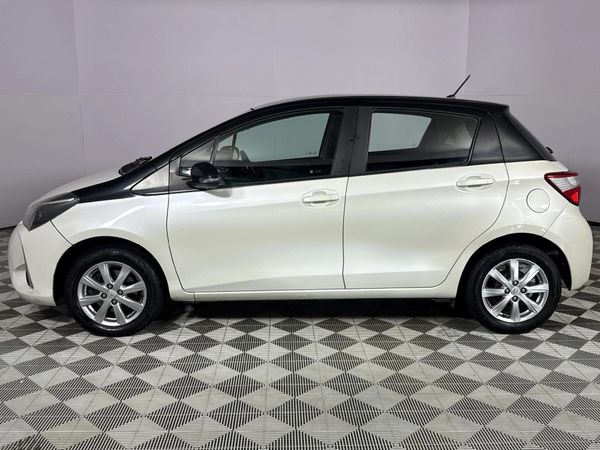2017-Toyota-Yaris-15-Pulse-5-dr image:18