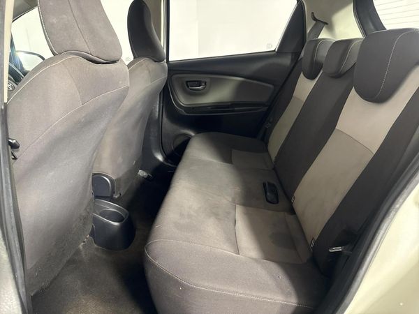 2017-Toyota-Yaris-15-Pulse-5-dr image:3