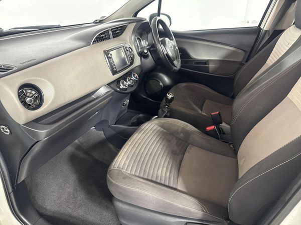 2017-Toyota-Yaris-15-Pulse-5-dr image:8