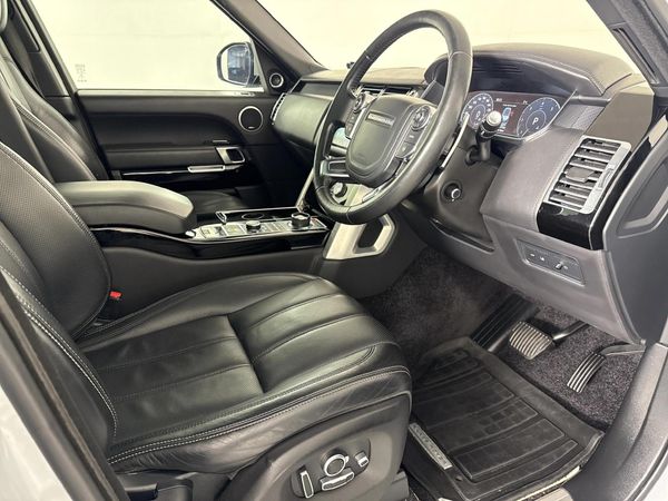 2018-Land-Rover-Range-Rover-44-SD-V8-Autobiography image:9