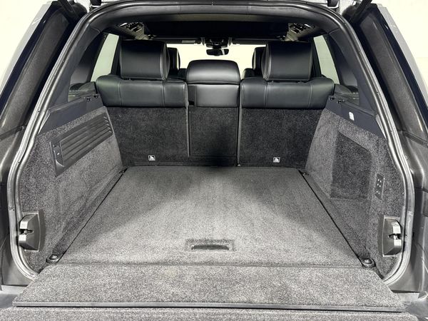 2018-Land-Rover-Range-Rover-44-SD-V8-Autobiography image:13
