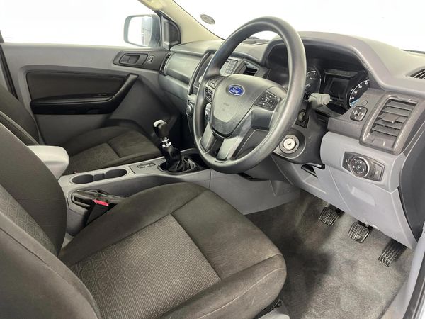 2017-Ford-Ranger-22-TDCi-XL-Double-Cab image:9