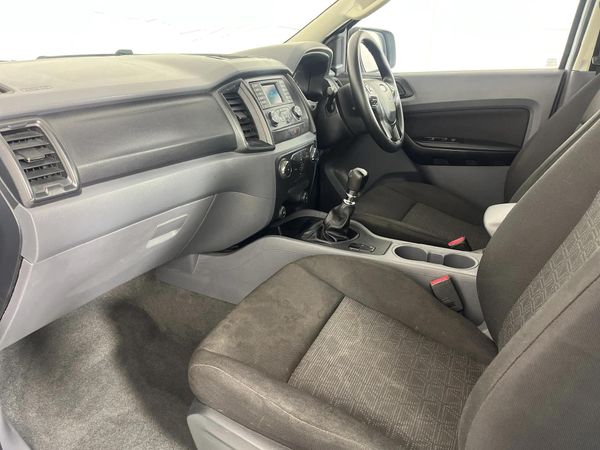 2017-Ford-Ranger-22-TDCi-XL-Double-Cab image:8