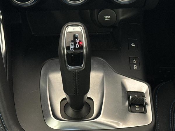 2019-Jaguar-E-Pace-D240-20D-S-177kW image:10