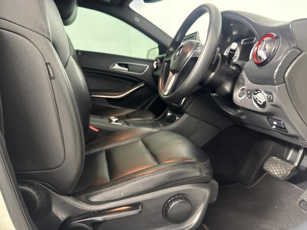 2015-Mercedes-Benz-A-Class-A-200-BE-Auto image:9