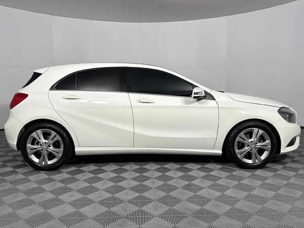 2015-Mercedes-Benz-A-Class-A-200-BE-Auto image:17