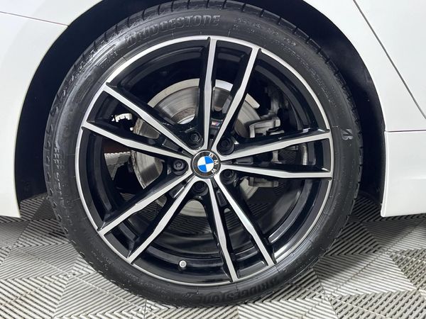 2023-BMW-3-Series-320i-M-Sport-Auto image:7