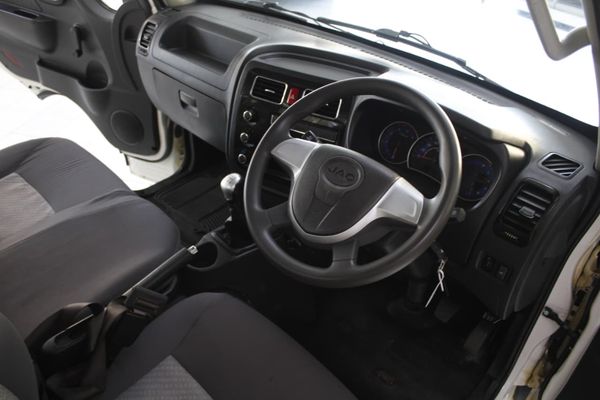 2022-JAC-X200-X200 image:16