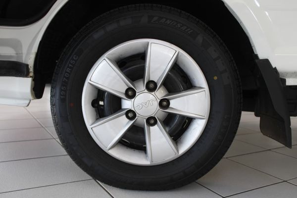2022-JAC-X200-X200 image:7