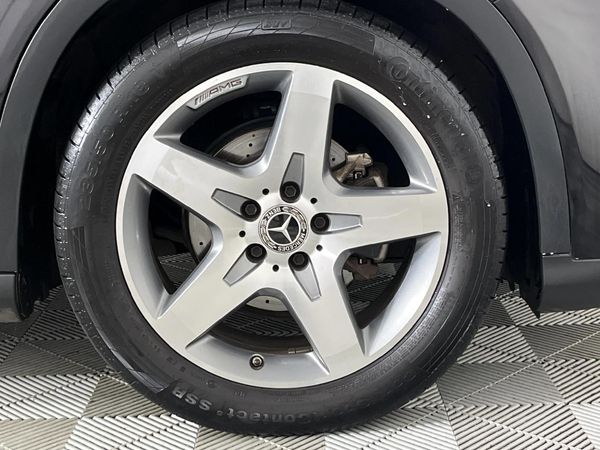 2020-Mercedes-Benz-GLA-200-Auto image:5