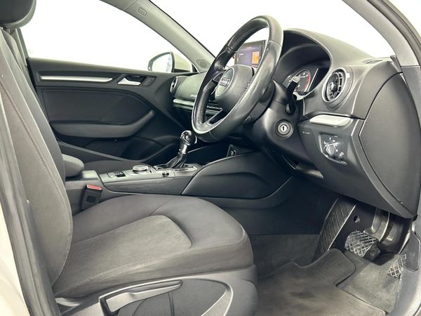 2017-Audi-A3-Sedan-14-TFSI-Auto-35-TFSI image:9