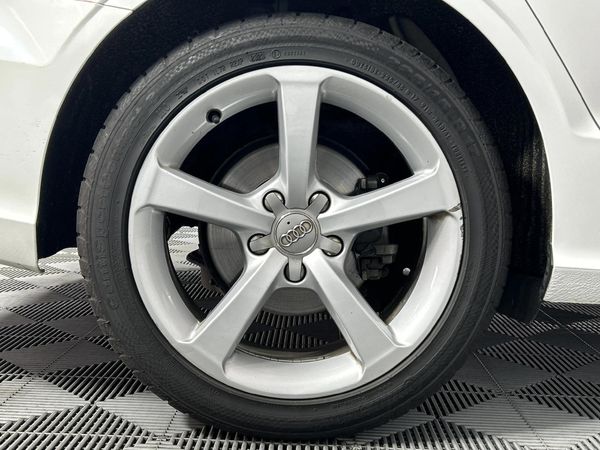 2017-Audi-A3-Sedan-14-TFSI-Auto-35-TFSI image:7