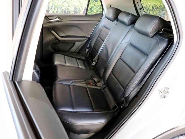 2024-Volkswagen-T-Cross-10-TSI-Comfortline image:4