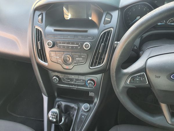 2020-Ford-Focus-20-EcoBoost-ST1 image:11