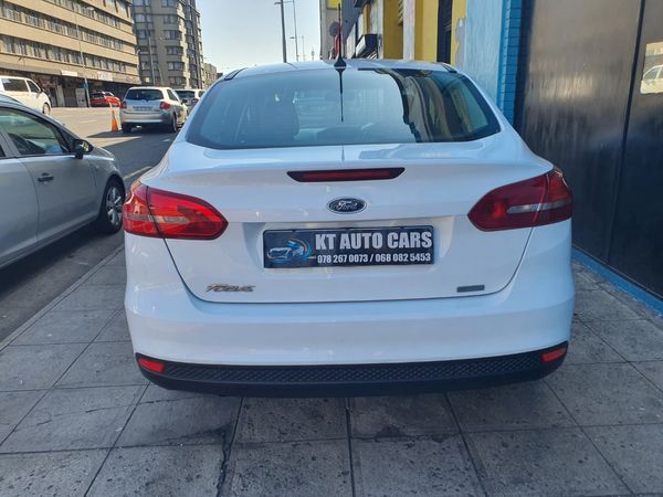 2020-Ford-Focus-20-EcoBoost-ST1 image:5