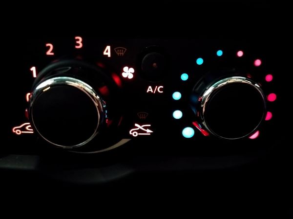2022-Nissan-NP200-16-AC-Safety-Pack image:15