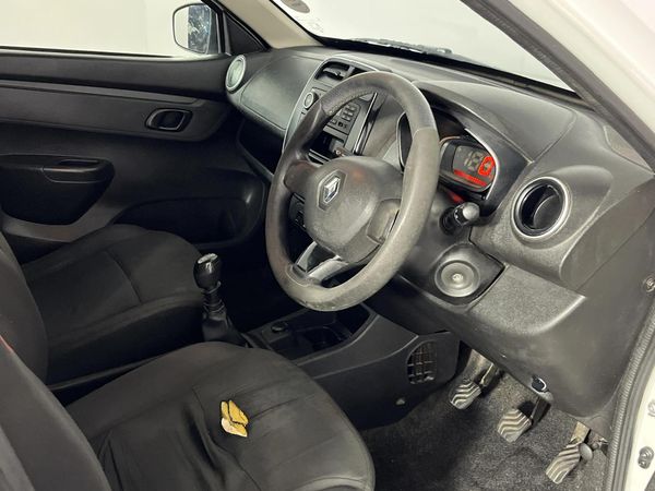 2017-Renault-Kwid-10-Expression image:9