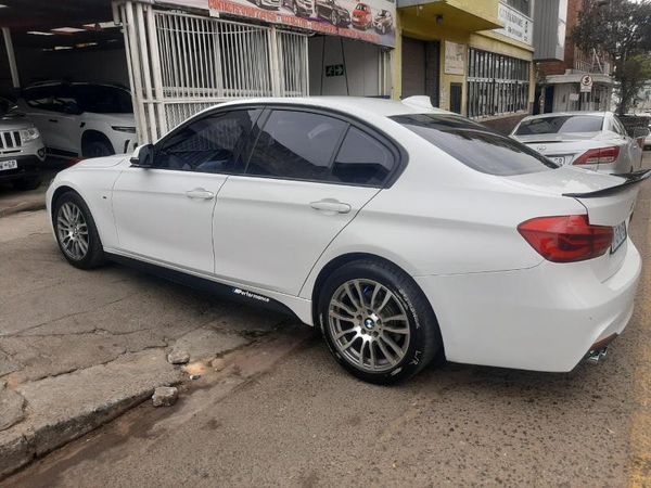 2016-BMW-3-Series-320i-M-Sport-Auto image:2