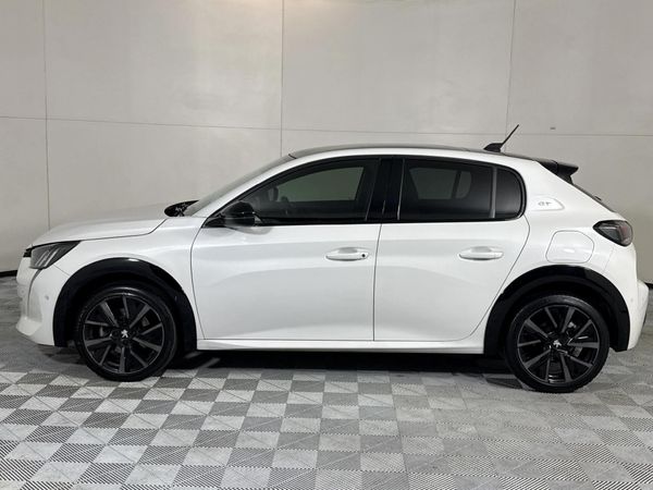 2021-Peugeot-208-12T-GT-Auto image:15
