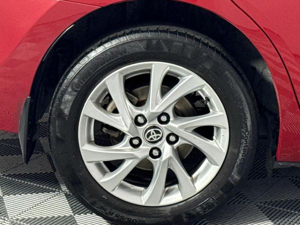 2020-Toyota-Corolla-Quest-18-Exclusive image:7