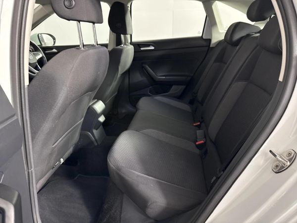 2022-Volkswagen-Taigo-10-TSI-Life-Auto image:3