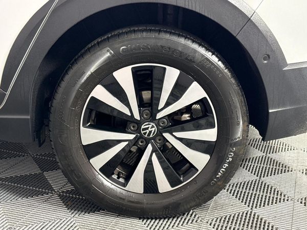2022-Volkswagen-Taigo-10-TSI-Life-Auto image:6