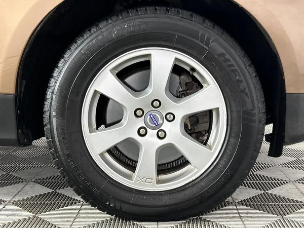 2010-Volvo-XC60-24-D-Auto image:5