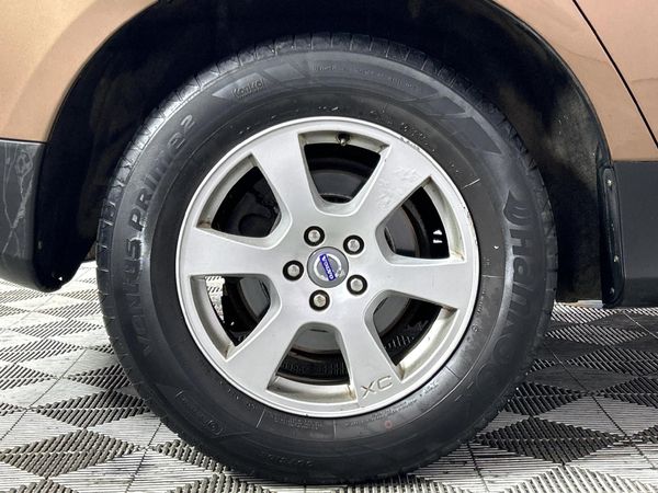 2010-Volvo-XC60-24-D-Auto image:7