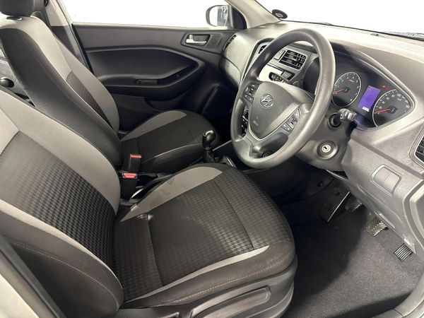 2020-Hyundai-i20-12-Motion image:9