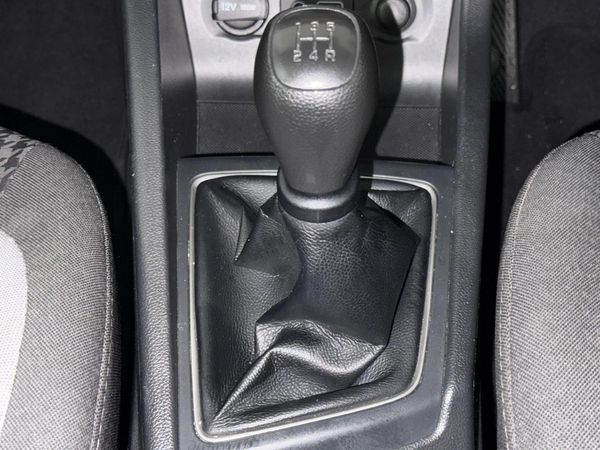 2020-Hyundai-i20-12-Motion image:10