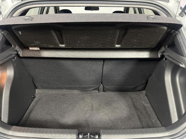 2020-Hyundai-i20-12-Motion image:13