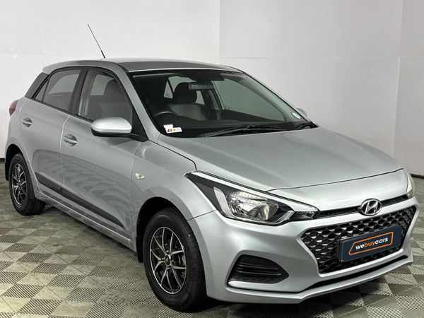 2020-Hyundai-i20-12-Motion image:15