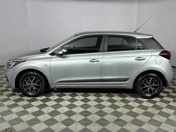 2020-Hyundai-i20-12-Motion image:18