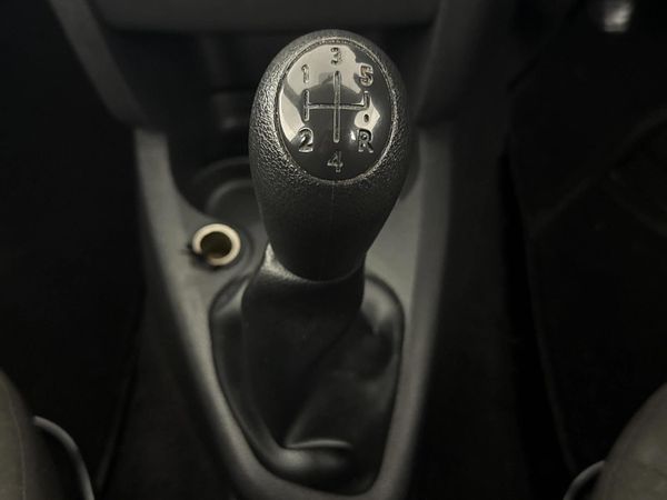 2018-Renault-Sandero-900T-Expression image:10