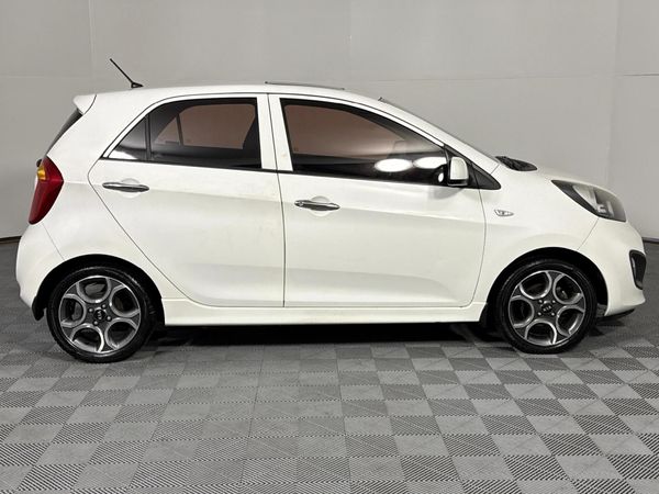 2014-Kia-Picanto-12-EX image:16