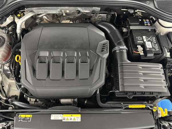 2024-Volkswagen-Golf-8-GTI-20-TSI-Auto image:12
